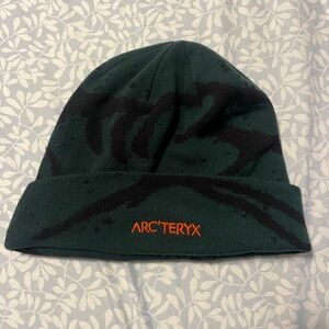 arc’teryx beanie